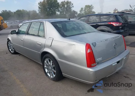 2006 Cadillac Dts Performance z USA, uszkodzony, nr VIN 1G6KD57936U223264